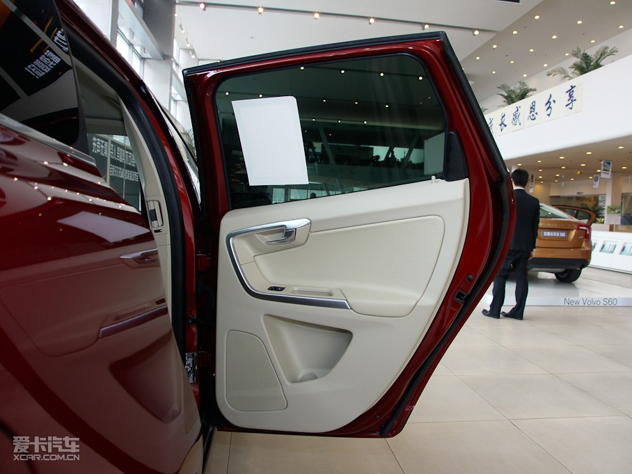 2011֠XC60(M) T6 