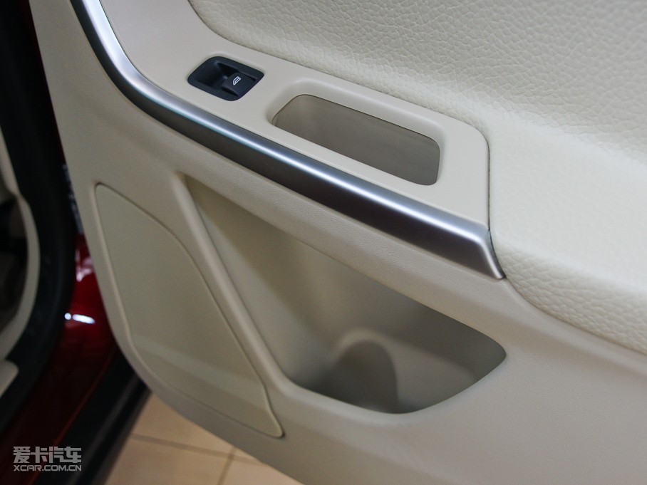 2011֠XC60(M(jn)) T6 