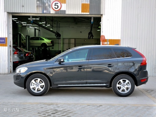ֶ 2011ֶXC60
