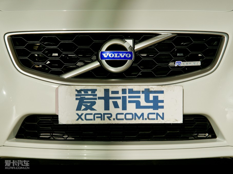 2011֠C30 2.0L (g)\(yn)(dng)