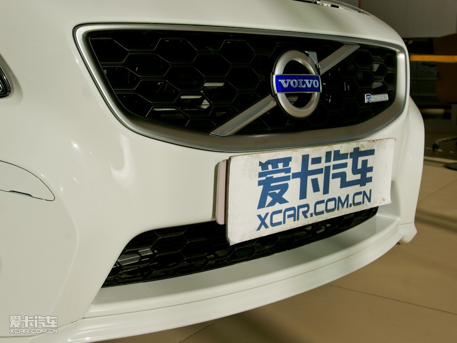 2011֠C30 2.0L (g)\(yn)(dng)