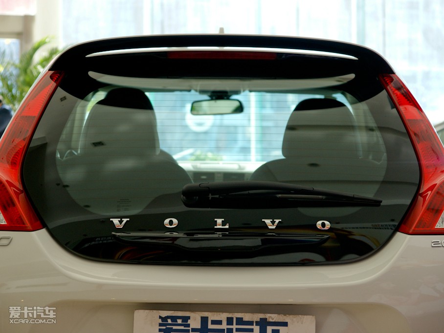 2011֠C30 2.0L (g)\(yn)(dng)