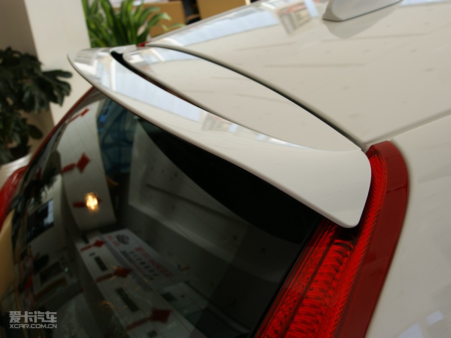 2011֠C30 2.0L (g)\(yn)(dng)