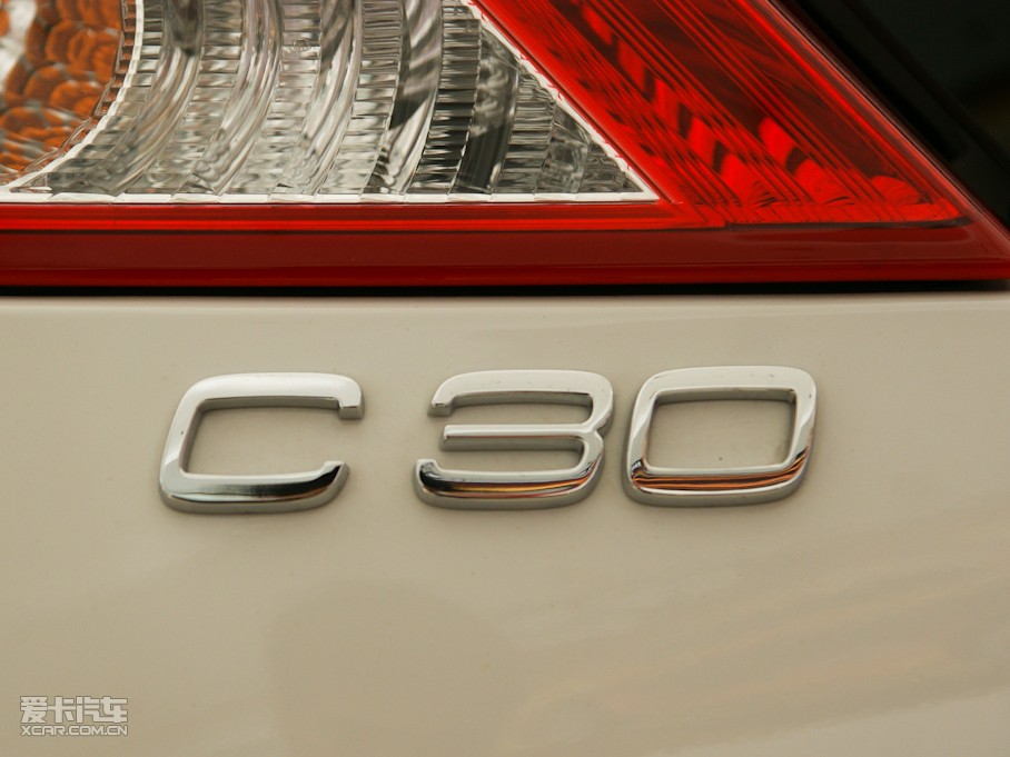 2011֠C30 2.0L \(yn)Ӱ