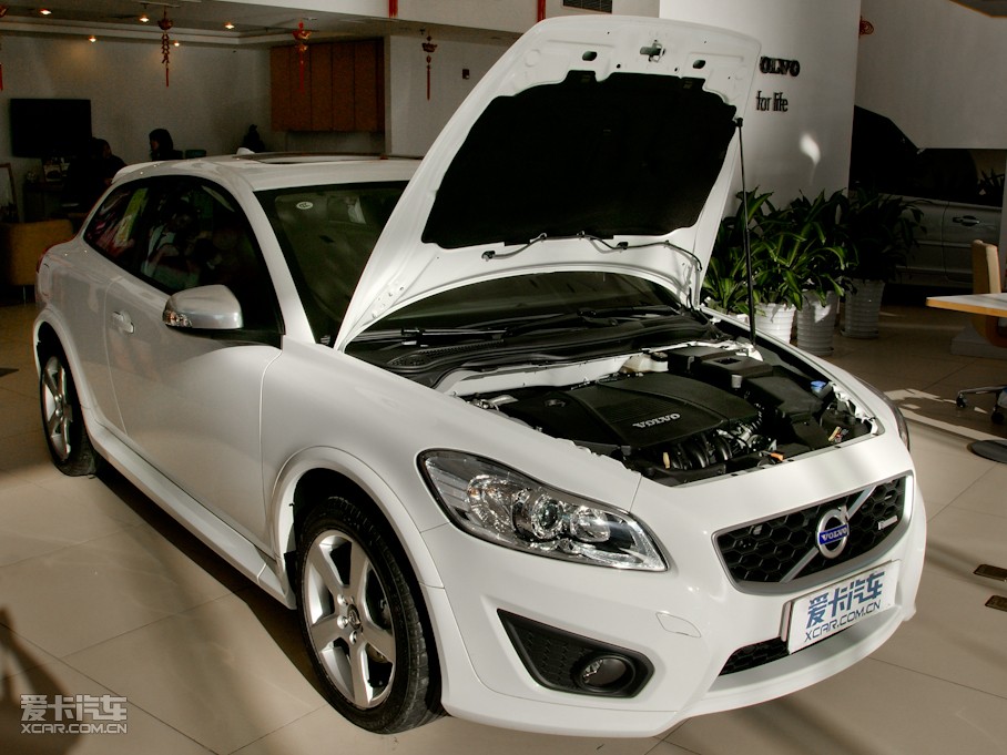 2011֠C30 2.0L \Ӱ