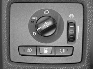 2011��2.0L �����\�Ӱ� �п؅^