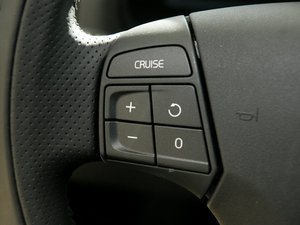 2011��2.0L �����\�Ӱ� �п؅^