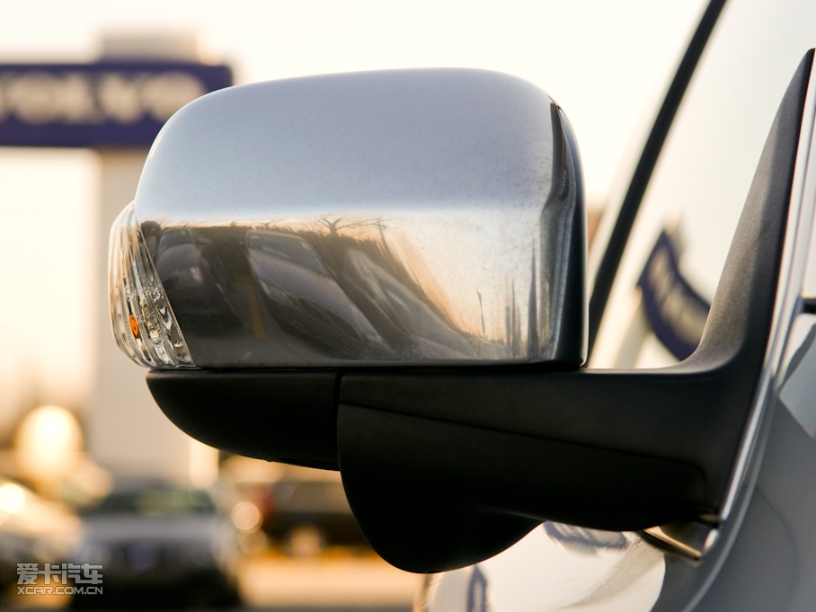 2011֠XC90 3.2L R-Design