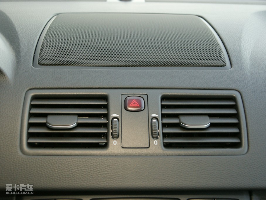 2011֠XC90 3.2L R-Design