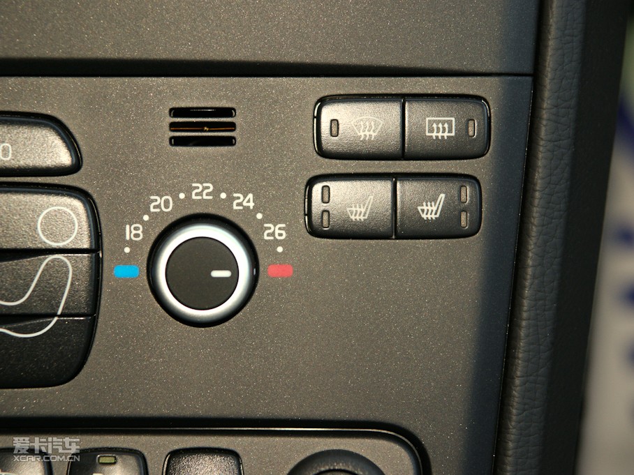 2011֠XC90 3.2L R-Design