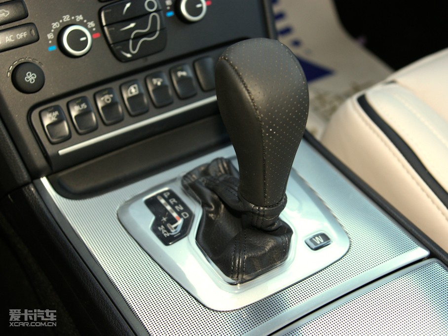 2011֠XC90 3.2L R-Design