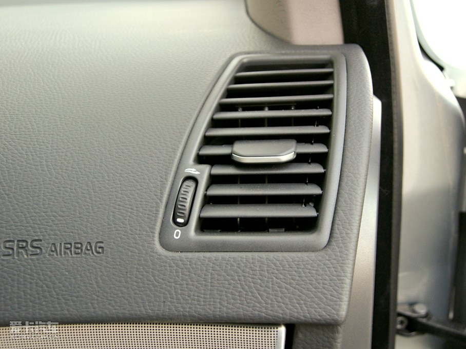 2011֠XC90 3.2L R-Design