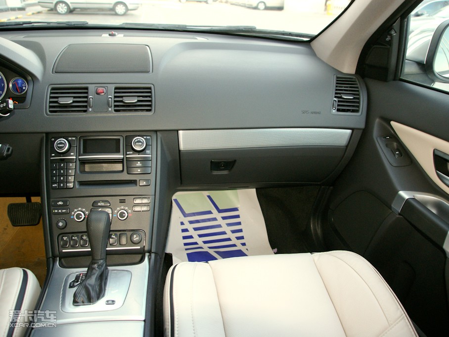 2011֠XC90 3.2L R-Design