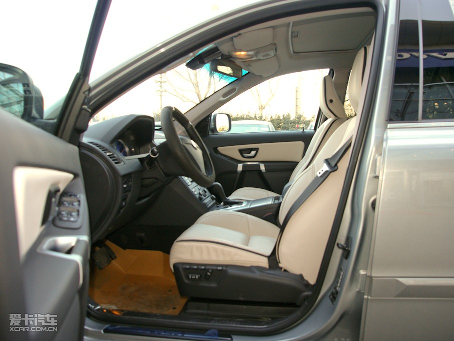 2011֠XC90 3.2L R-Design