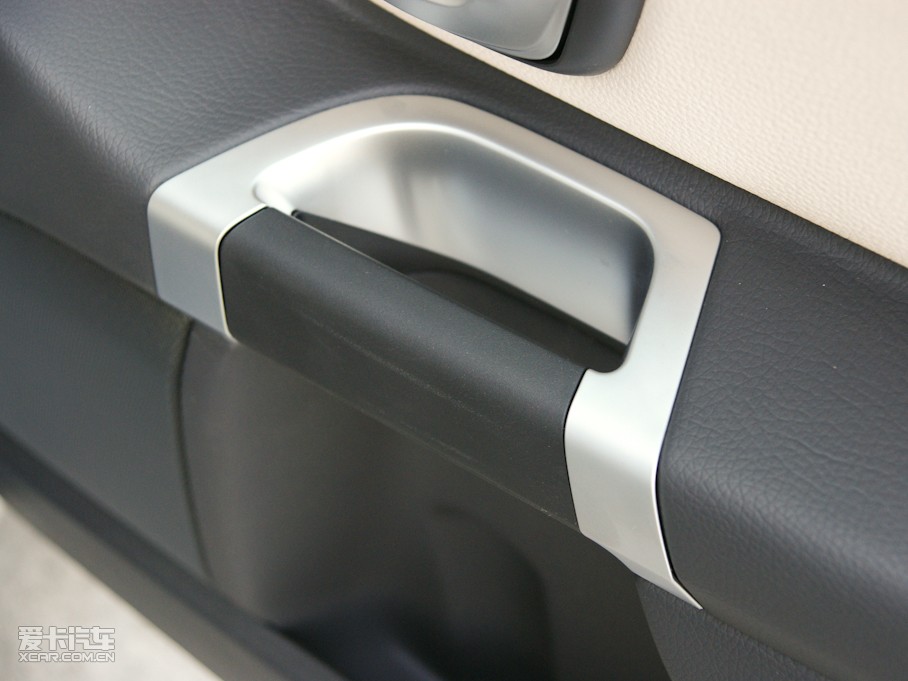 2011֠XC90 3.2L R-Design