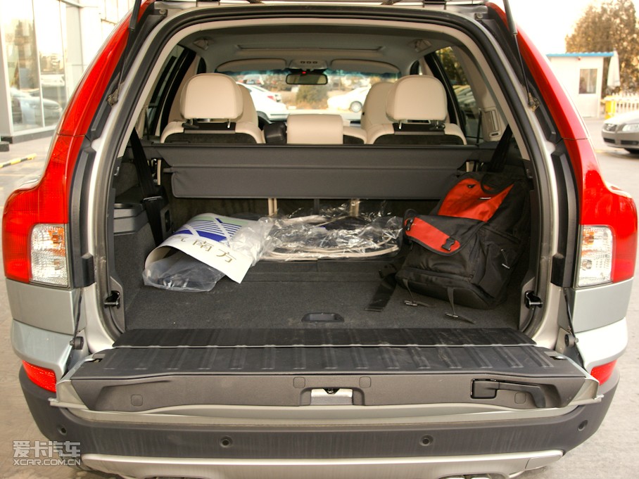 2011֠XC90 3.2L R-Design