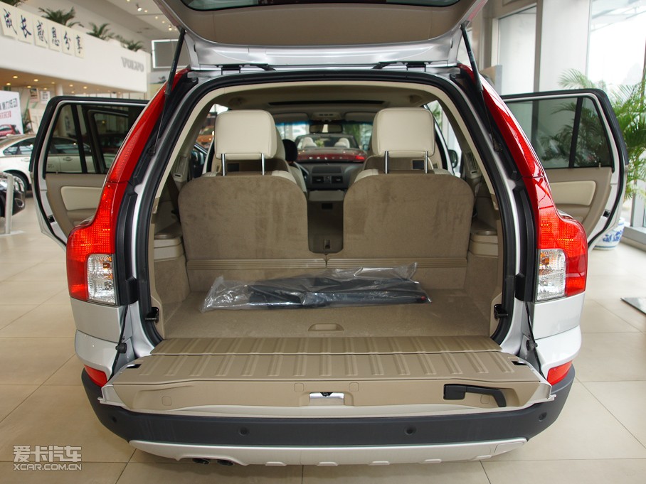 2011֠XC90 3.2L AWD