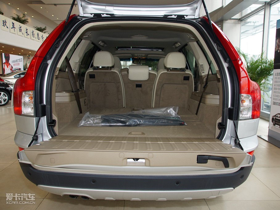 2011֠XC90 3.2L AWD