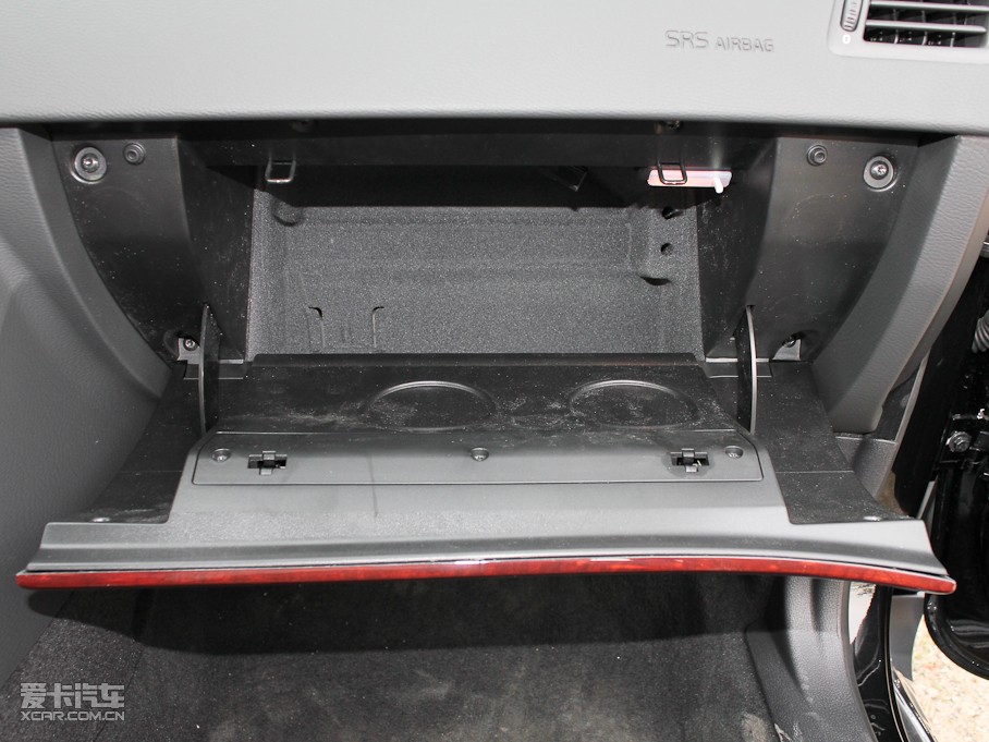 2011���֠���XC90 2.5T ���W������