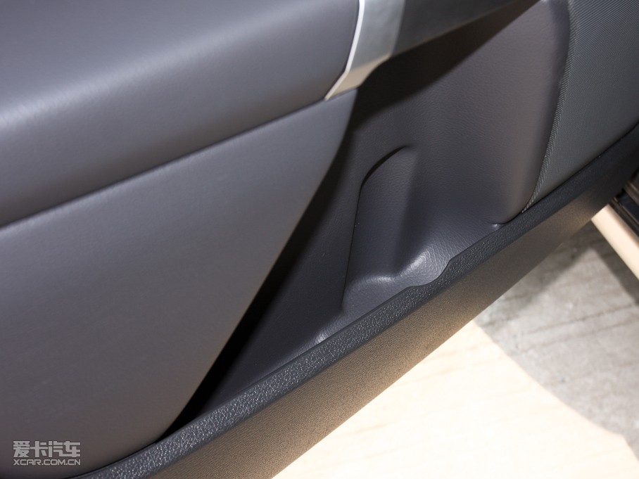 2011֠XC90 2.5T W(g)\(yn)(dng)