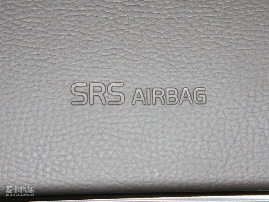 2011֠XC90 2.5T WA