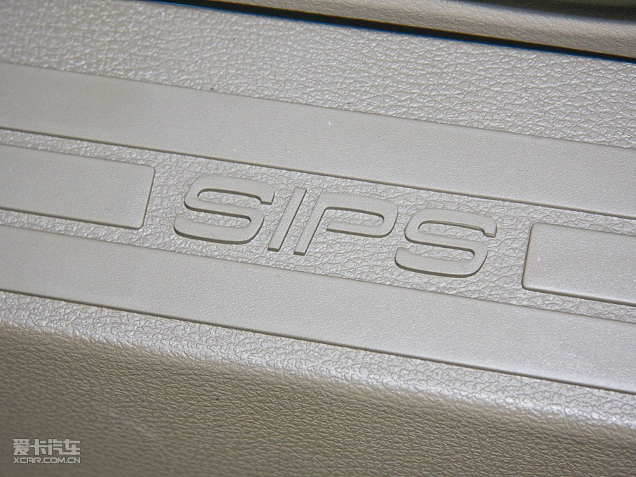 2011���֠���XC90 2.5T ���W���A��