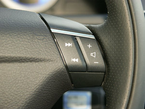 20113.2L R-Design п؅^