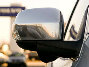 20113.2L R-Design (x)(ji)^