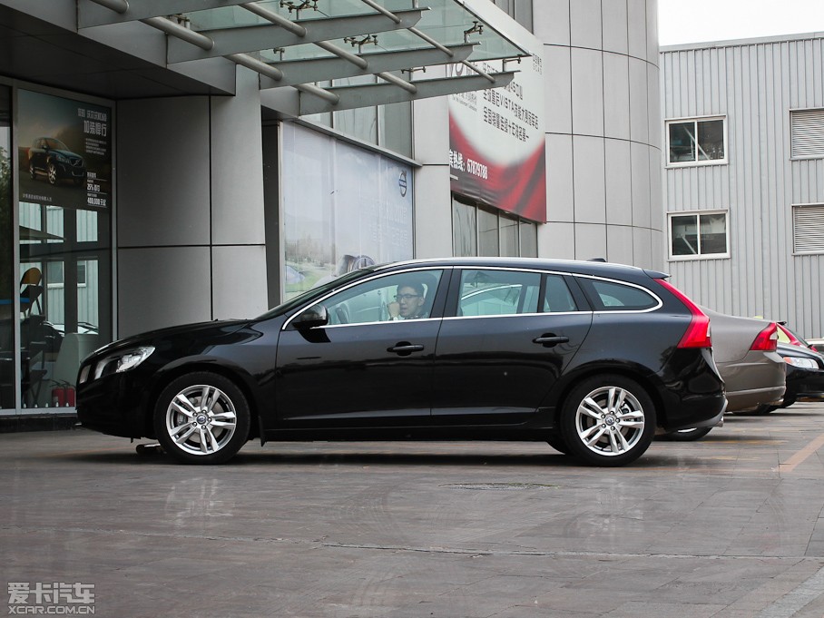 2013֠V60 3.0 T6 R-Design \Ӱ