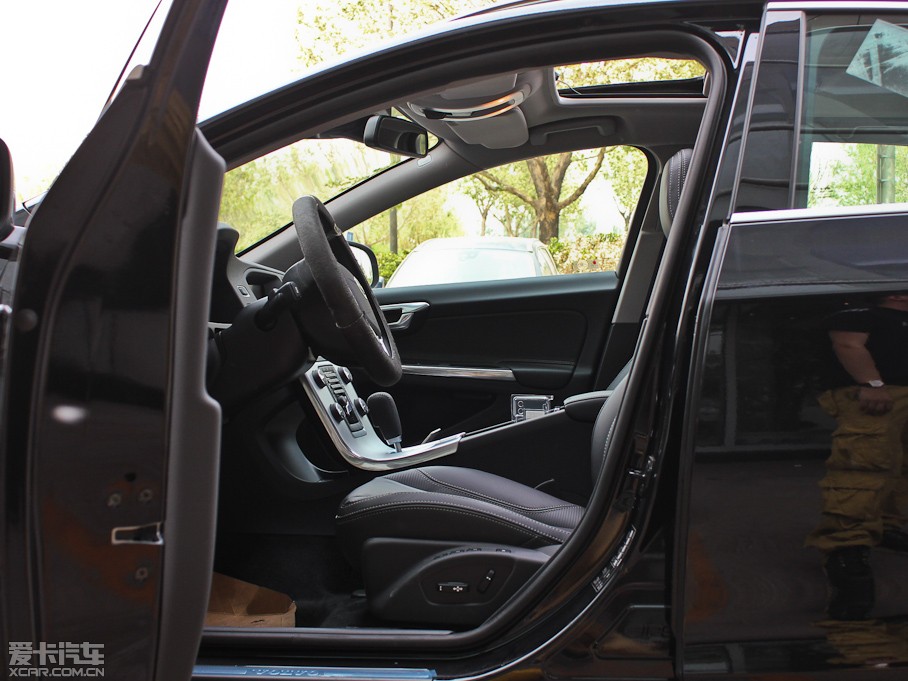 2013֠V60 3.0 T6 R-Design \Ӱ