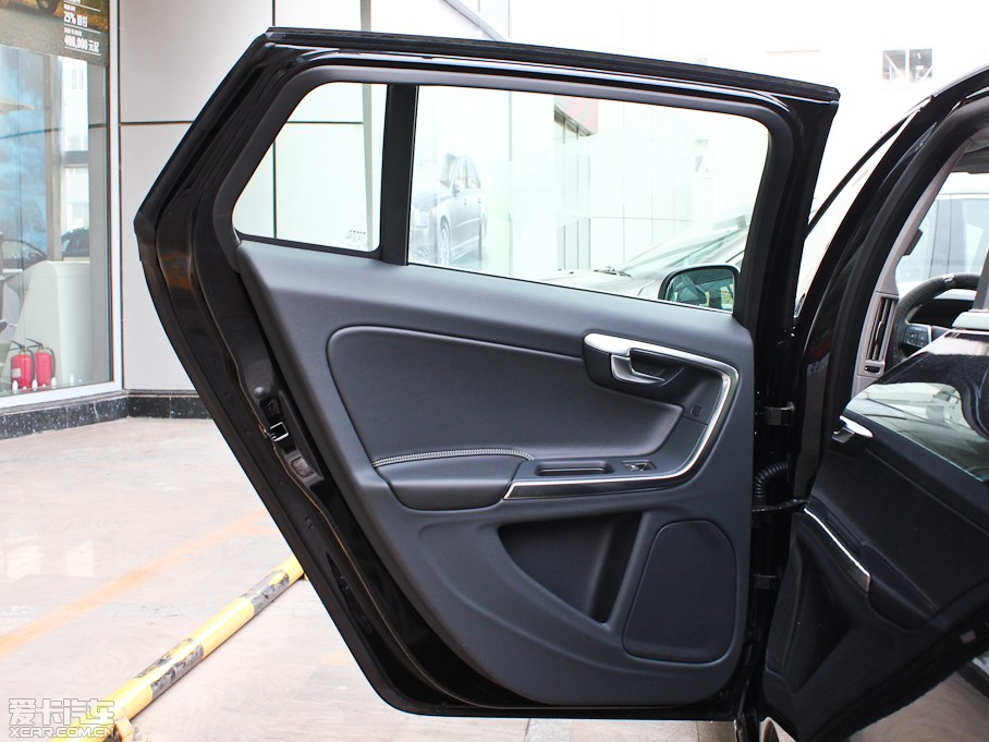 2013֠V60 3.0 T6 R-Design \Ӱ