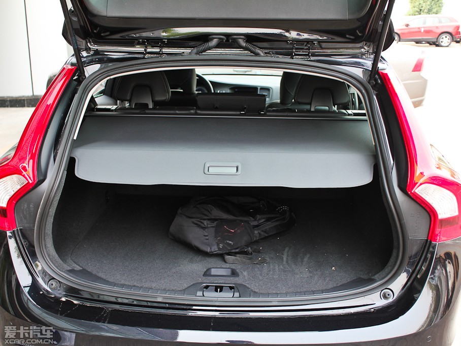 2013֠V60 3.0 T6 R-Design \Ӱ