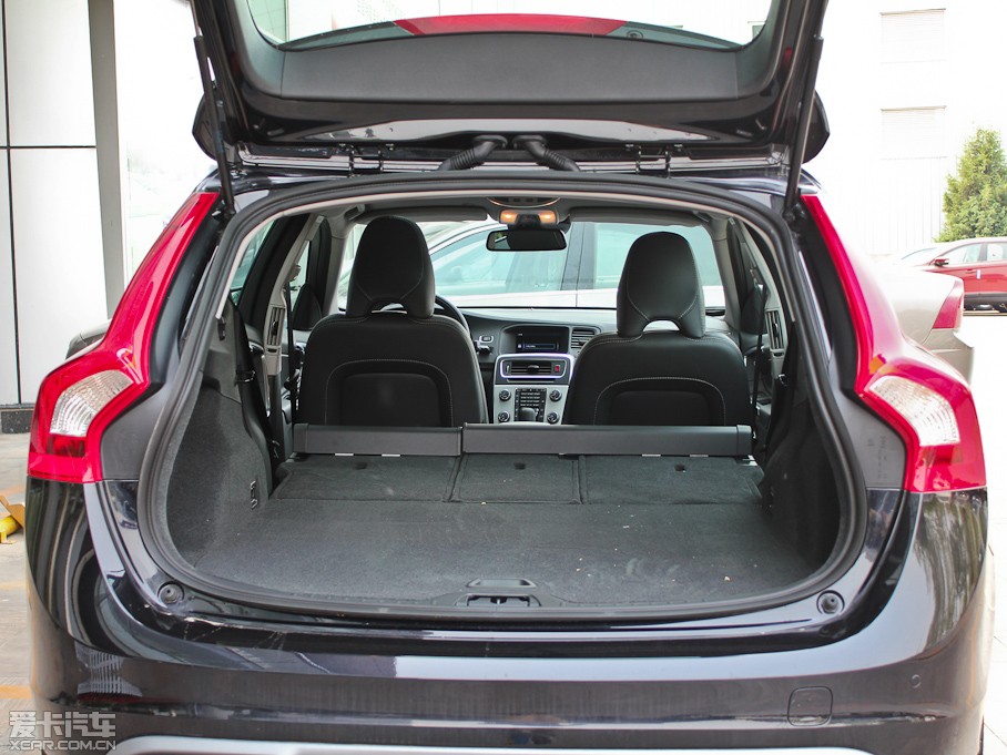 2013֠V60 3.0 T6 R-Design \Ӱ