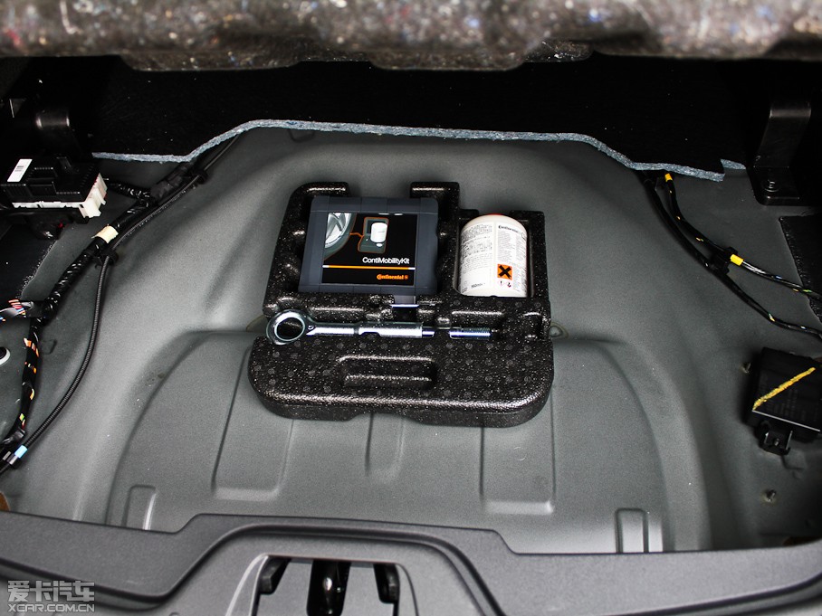 2013֠V60 3.0 T6 R-Design \Ӱ