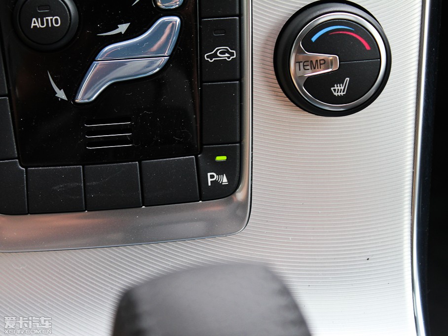 2013֠V60 3.0 T6 R-Design (g)\(yn)Ӱ