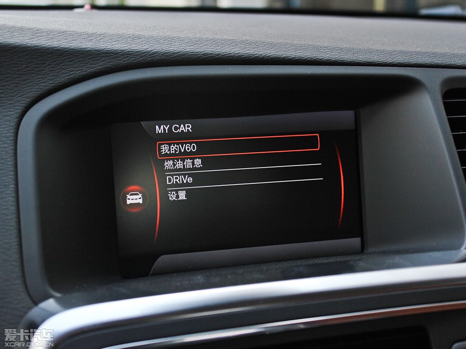 2013���֠���V60 2.0T T5 ���m��