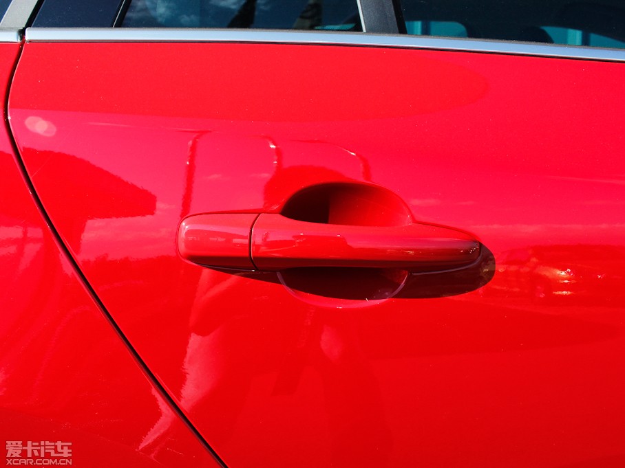 2013֠V60 2.0T T5 Ű