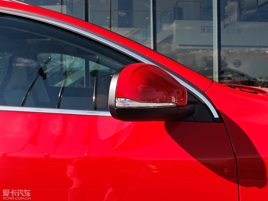 2013֠V60 2.0T T5 Ű