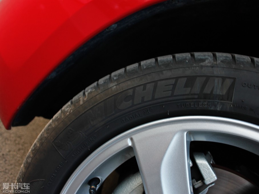 2013֠V60 2.0T T5 Ű