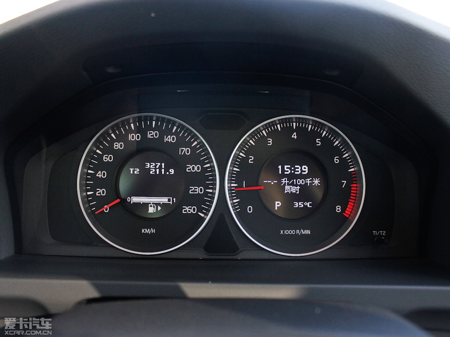 2013֠V60 2.0T T5 Ű