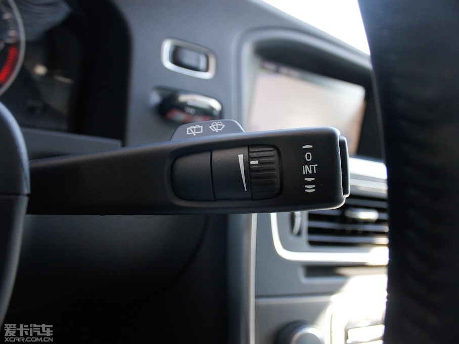 2013֠V60 2.0T T5 Ű