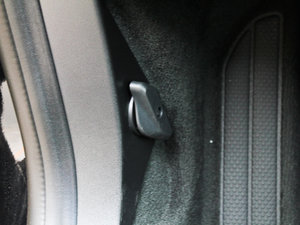 20133.0 T6 R-Design \Ӱ g