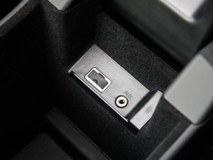 20133.0 T6 R-Design \Ӱ g