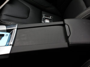 20133.0 T6 R-Design \Ӱ g