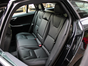 20133.0 T6 R-Design \Ӱ 