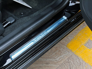 20133.0 T6 R-Design \Ӱ g