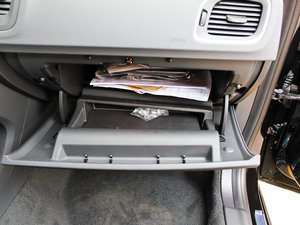 20133.0 T6 R-Design \Ӱ g