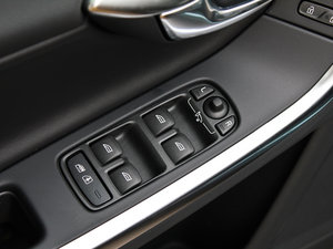 2013款3.0 T6 R-Design 个性运动版 主驾车窗控制区	