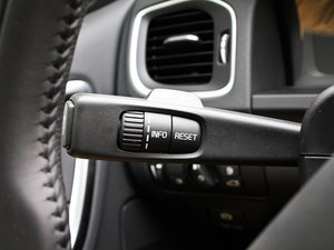 20133.0 T6 R-Design \Ӱ п؅^