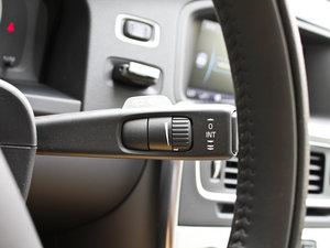 20133.0 T6 R-Design \Ӱ п؅^